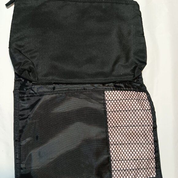 Makeup Bag - Mary Kay Cosmetic & Toiletry Organizer - Travel Makeup Bag - Picture 4 of 5